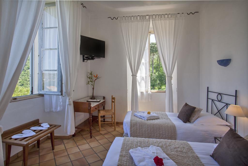 Mare E Monti - Hotel De Charme Feliceto エクステリア 写真